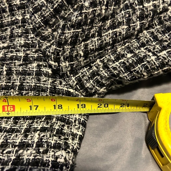 50%off w♥️ Tahari Arthur S. Levine B/W Checks Long Sleeve Boucle Jacket ♥️ #57 - Picture 6 of 10